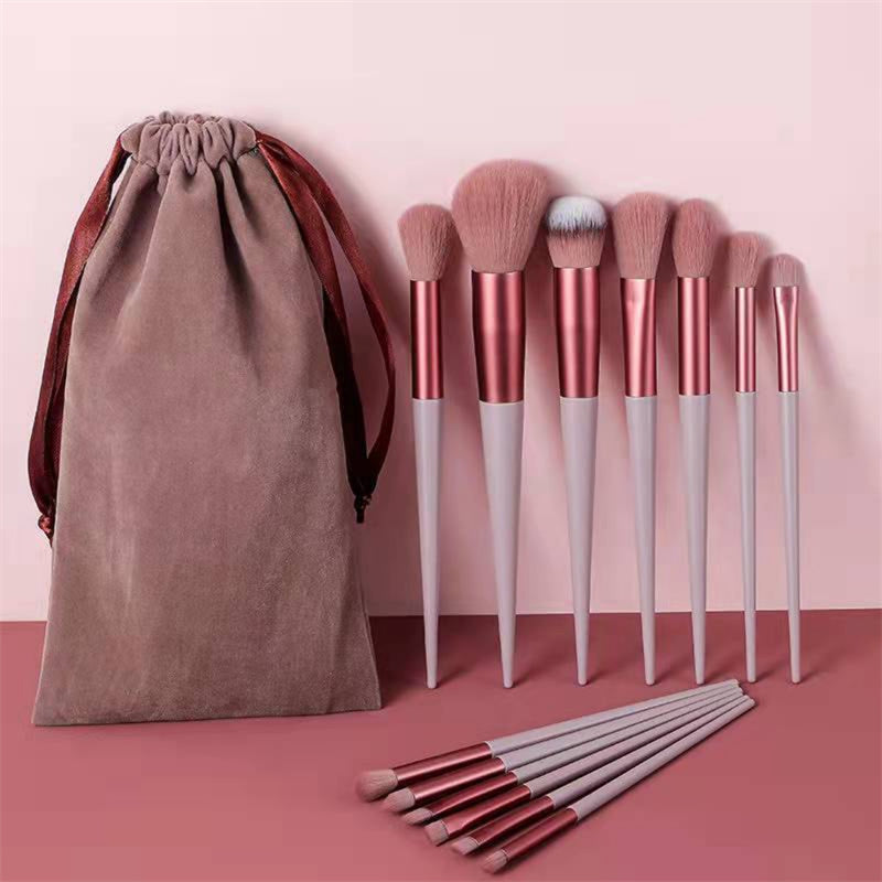 Mesmerize Your Beauty with the 13-Piece Enchant Brush Makeup Set